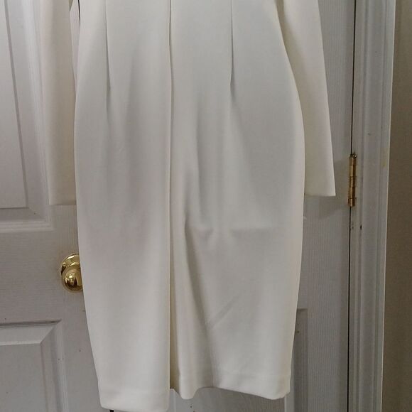 Calvin Klein white cold shoulder long sleeve formal wedding dress Sz 8 EUC - Picture 6 of 8